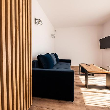 Apartamenty Henry Леба Екстериор снимка