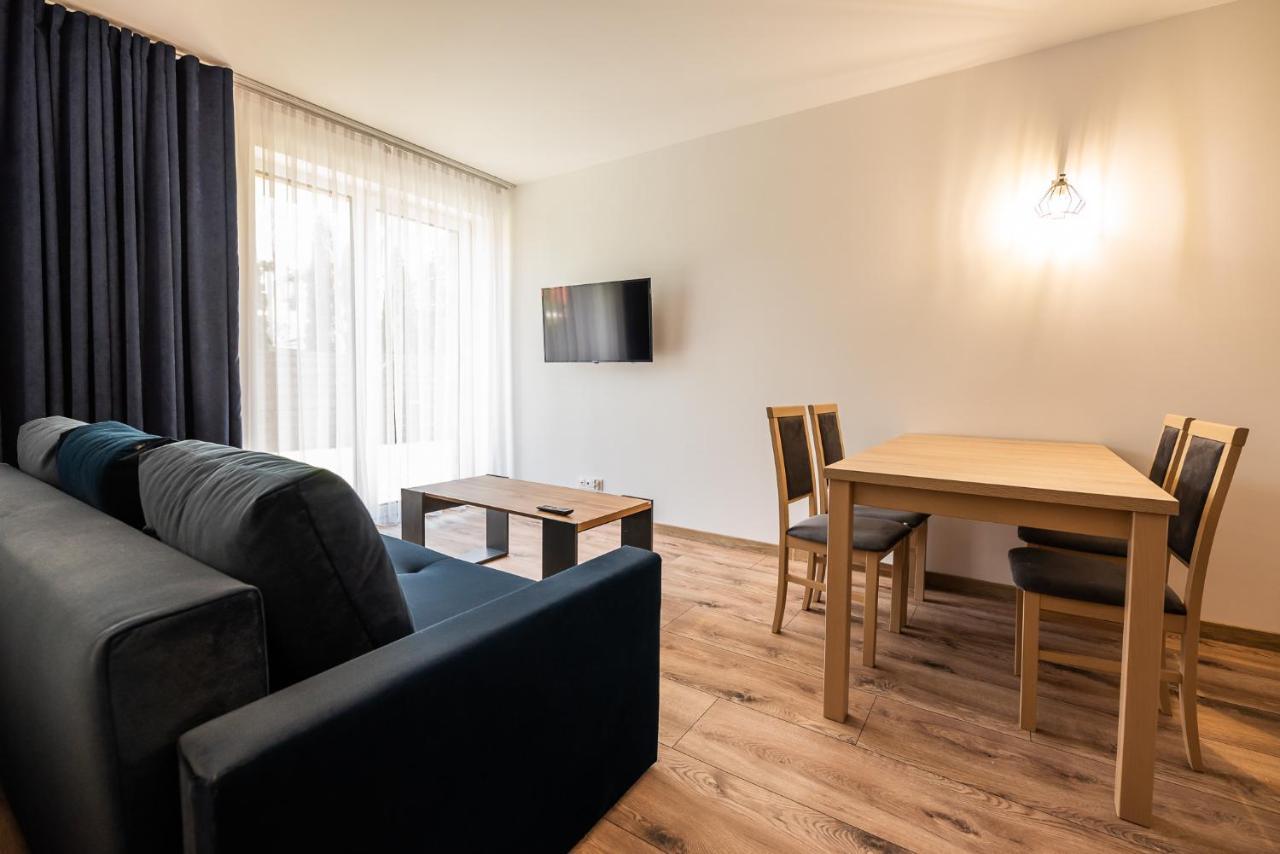 Apartamenty Henry Леба Екстериор снимка