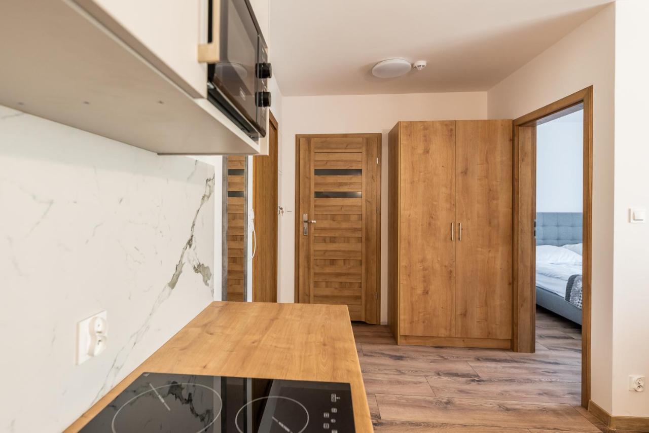 Apartamenty Henry Леба Екстериор снимка