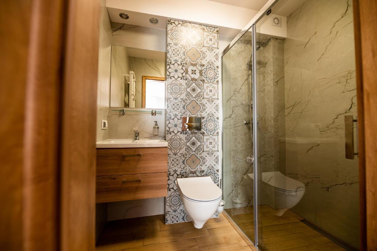 Apartamenty Henry Леба Екстериор снимка