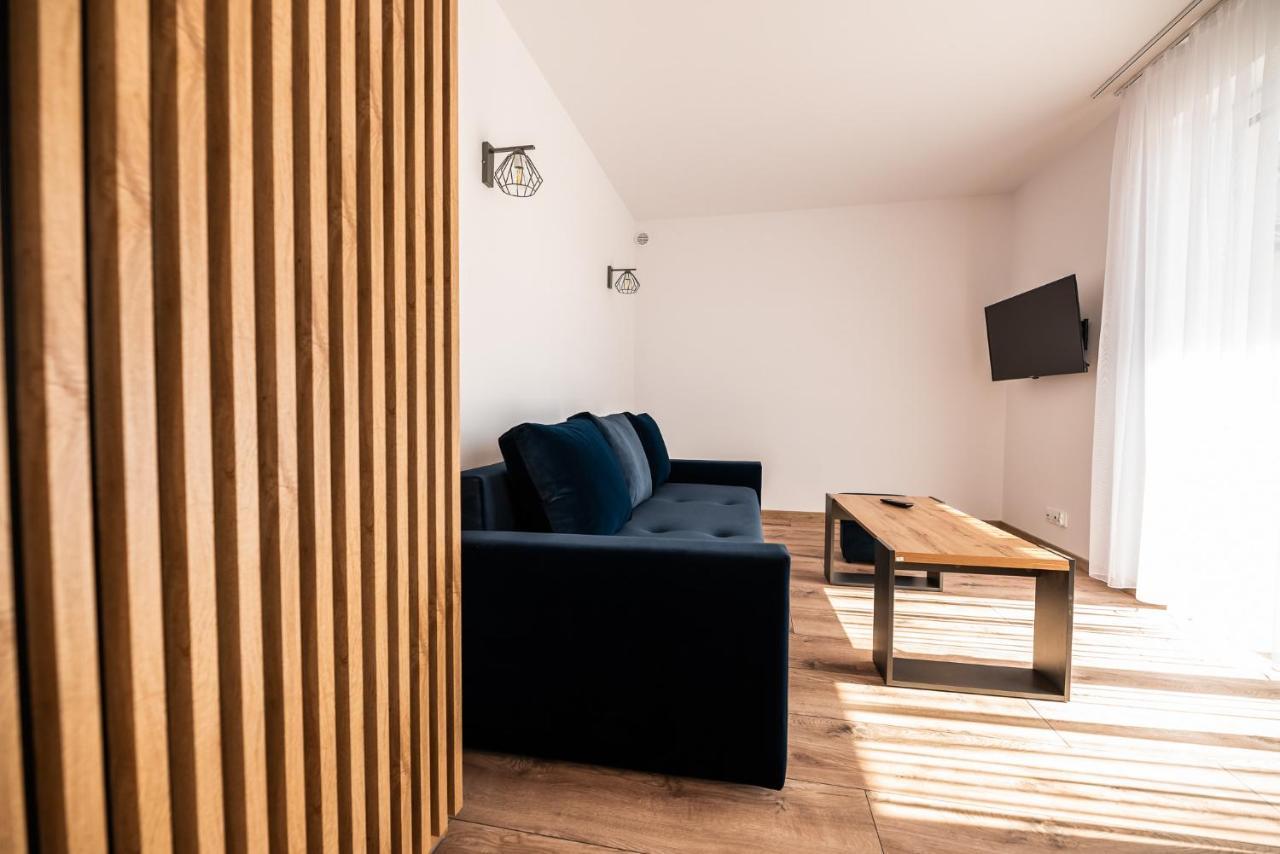 Apartamenty Henry Леба Екстериор снимка